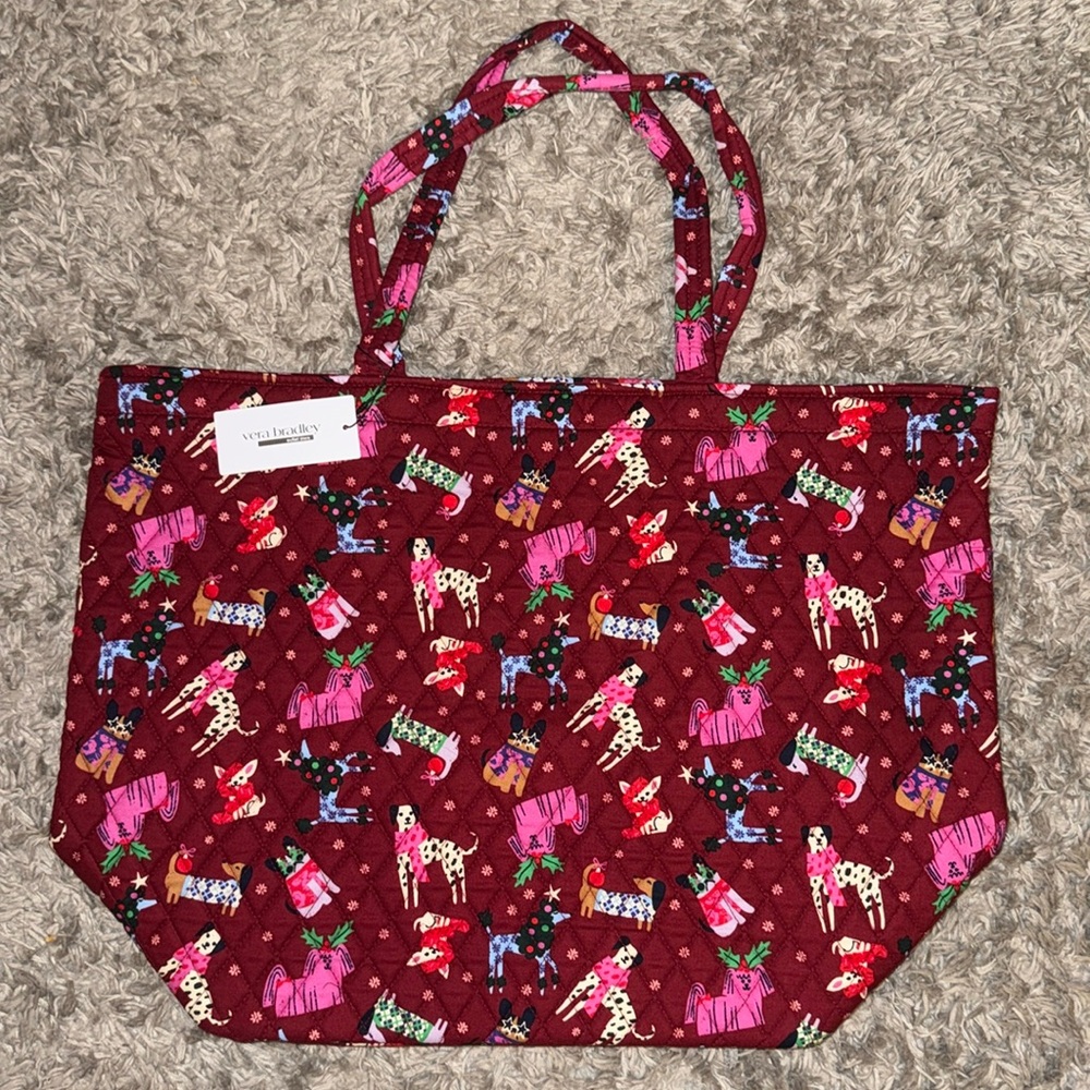 Vera Bradley Holiday Hounds Essential Grand Tote